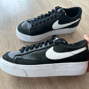 Nike Blazer Low- Platforms